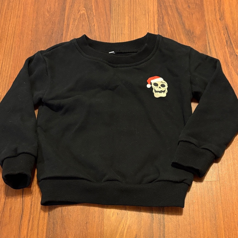 Raxtin 3t have a dope holiday sweat shirt